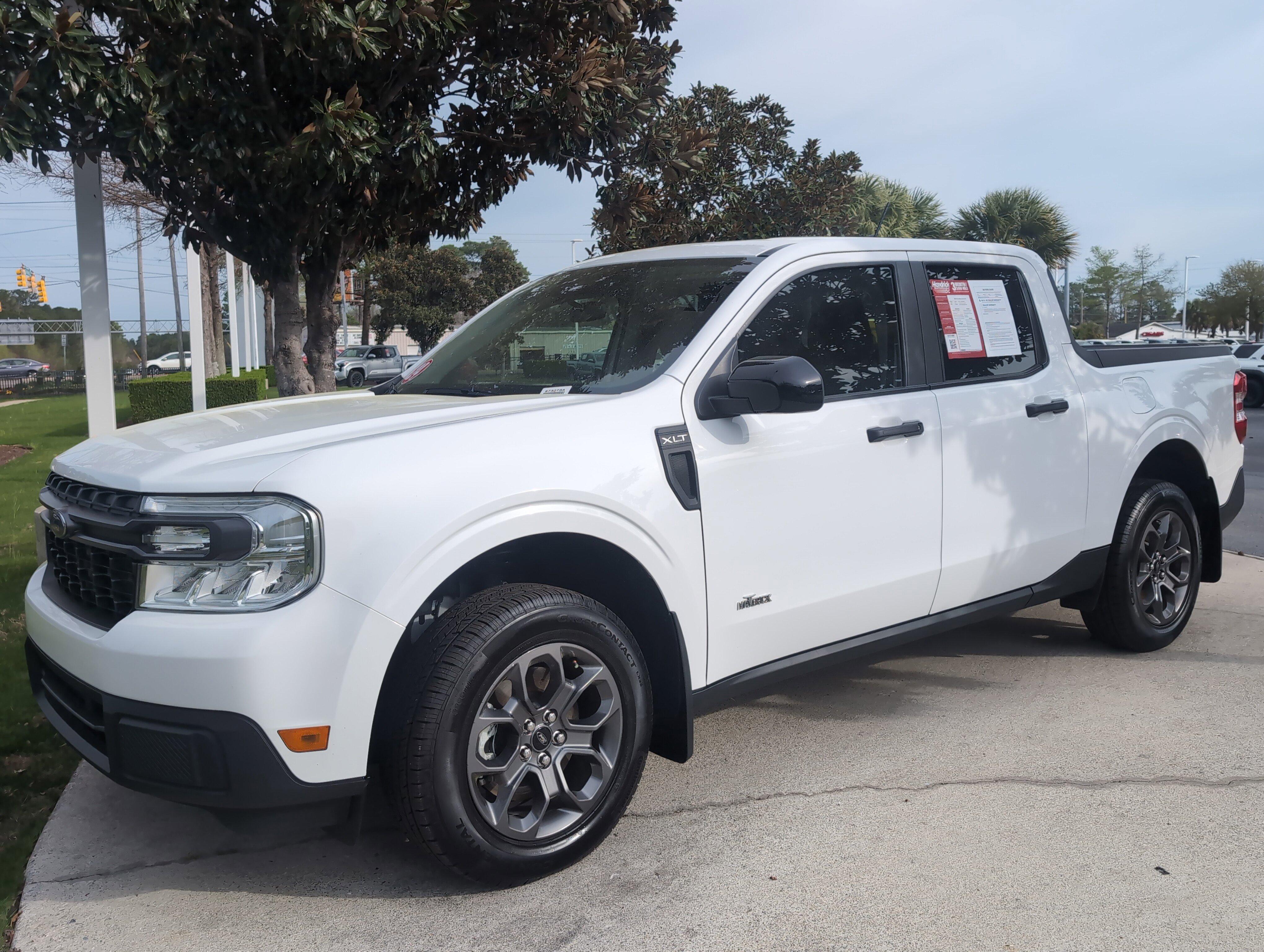 Used 2024 Ford Maverick XLT w/ XLT Luxury Package FWD image 5