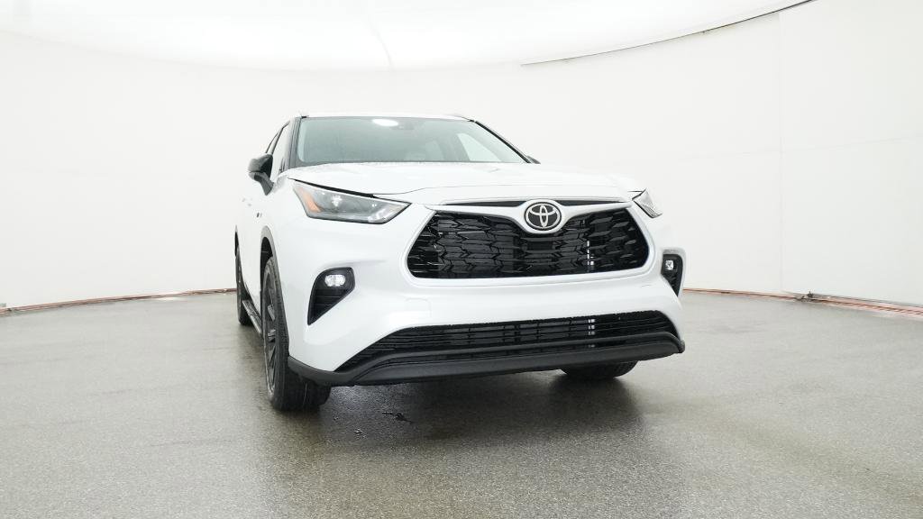 New 2026 Toyota Highlander XLE image 33