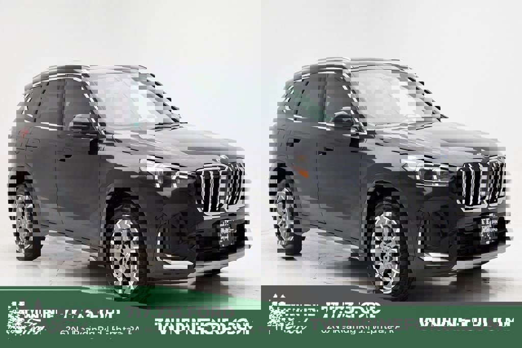 Used 2025 BMW X1 xDrive28i AWD/4WD image 1