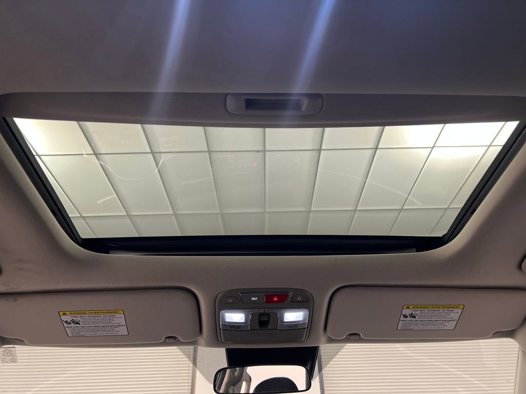 Used 2025 Kia Telluride S image 46