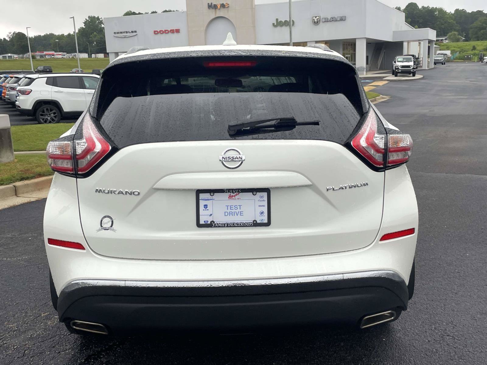 Used 2017 Nissan Murano Platinum w/ Platinum Technology Package FWD image 4