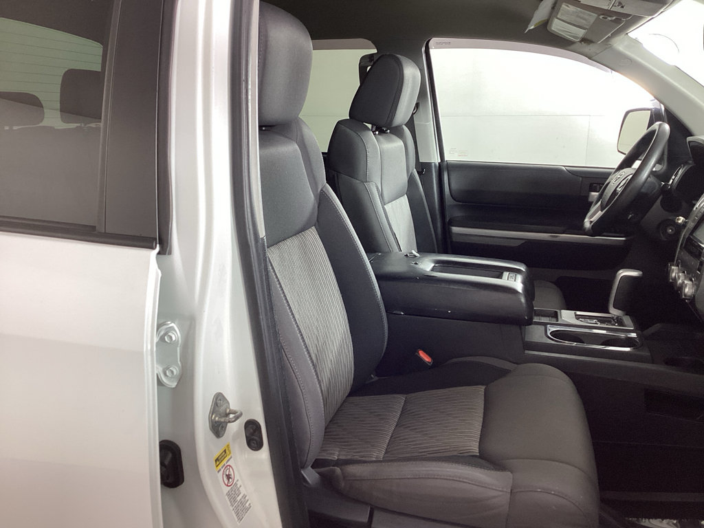 Used 2016 Toyota Tundra SR5 w/ TRD Off Road Package AWD/4WD image 8
