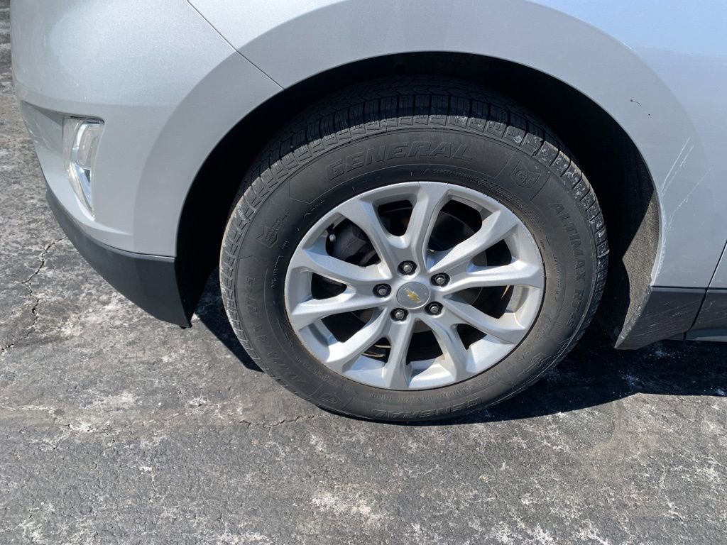 Used 2018 Chevrolet Equinox LT image 9