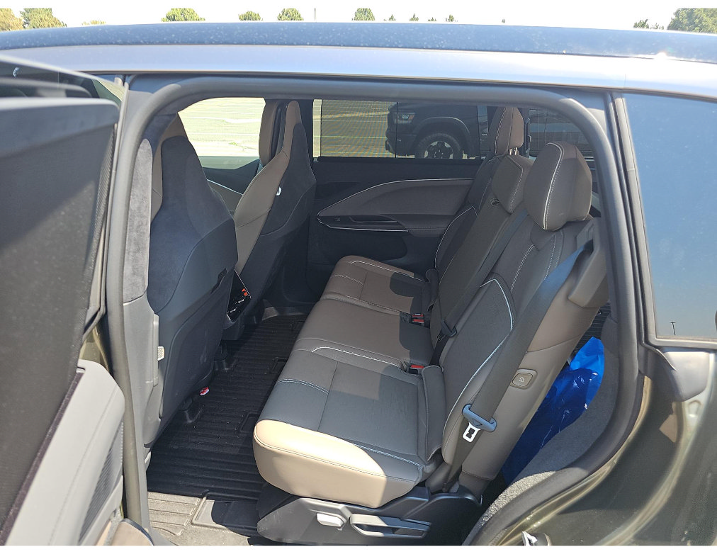 Used 2026 Lucid Gravity Touring AWD/4WD image 7