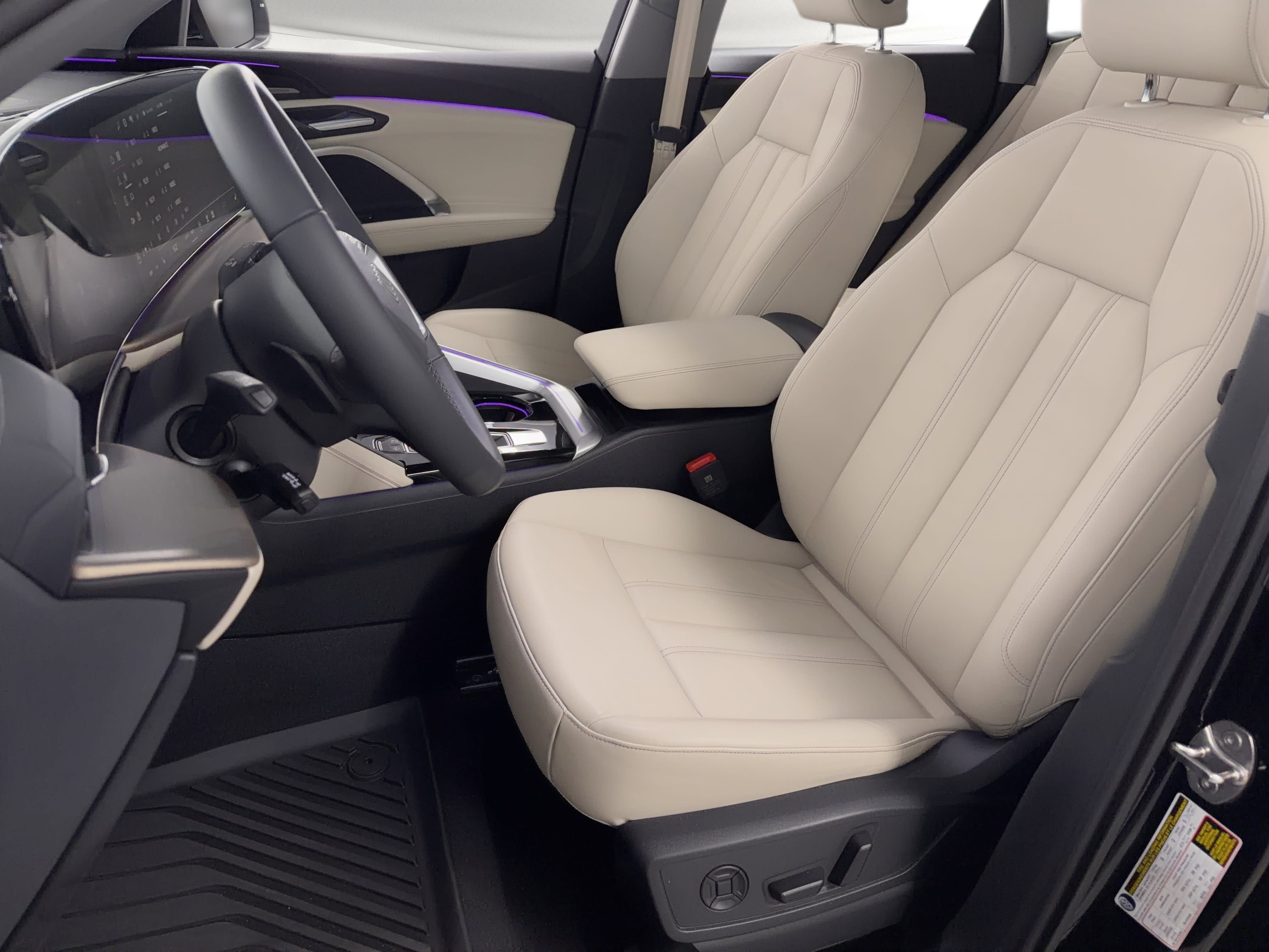 Used 2025 Audi Q5 Premium w/ Premium Plus AWD/4WD image 5