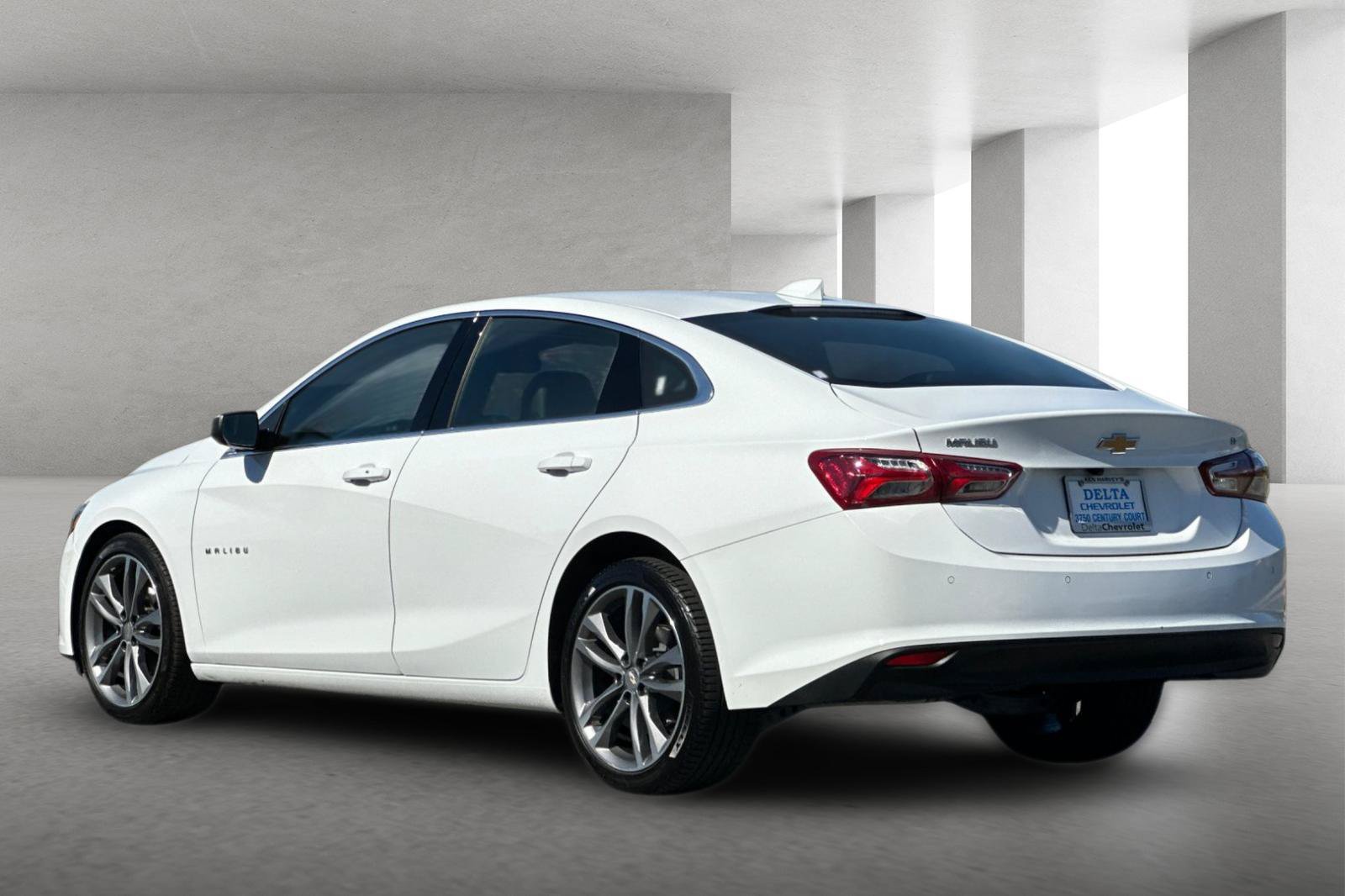 Used 2024 Chevrolet Malibu LT FWD image 6
