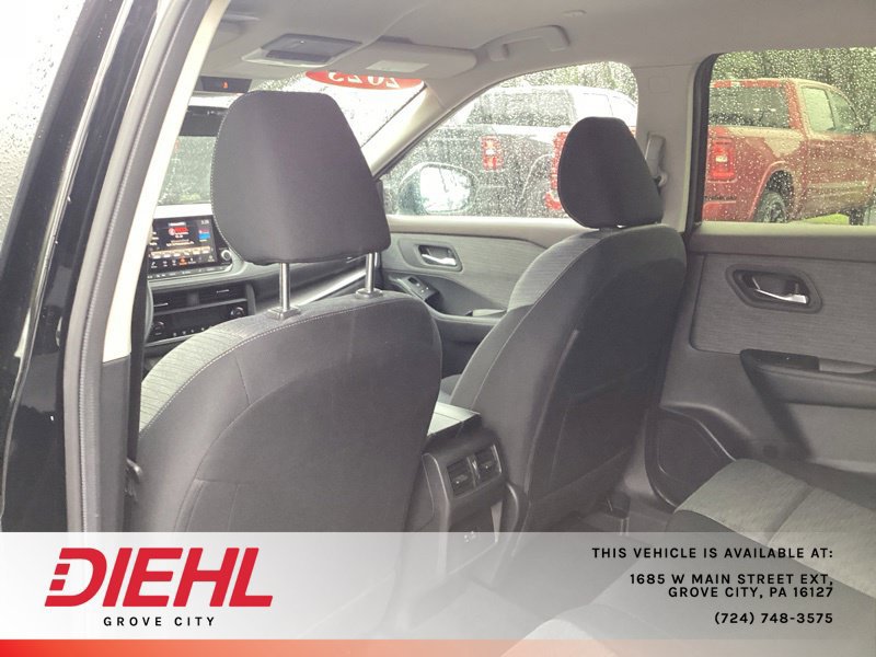 Used 2023 Nissan Rogue SV AWD/4WD image 17