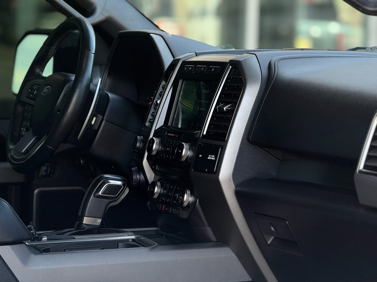 Used 2018 Ford F150 Raptor w/ Equipment Group 802A Luxury image 13