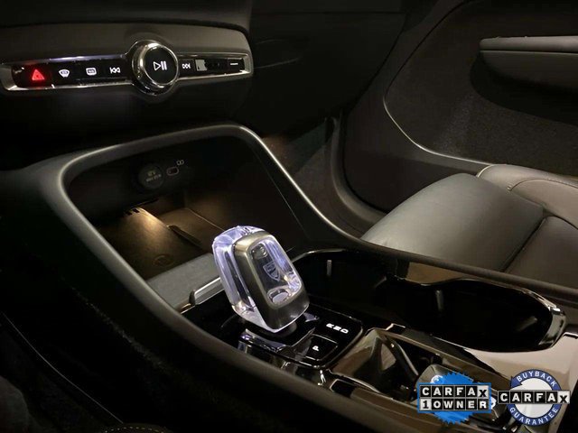 Used 2025 Volvo XC40 B5 Plus image 56