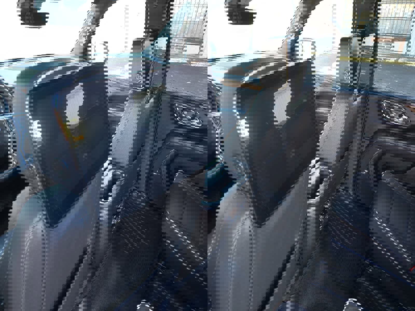 Used 2023 Chevrolet Tahoe Premier image 16