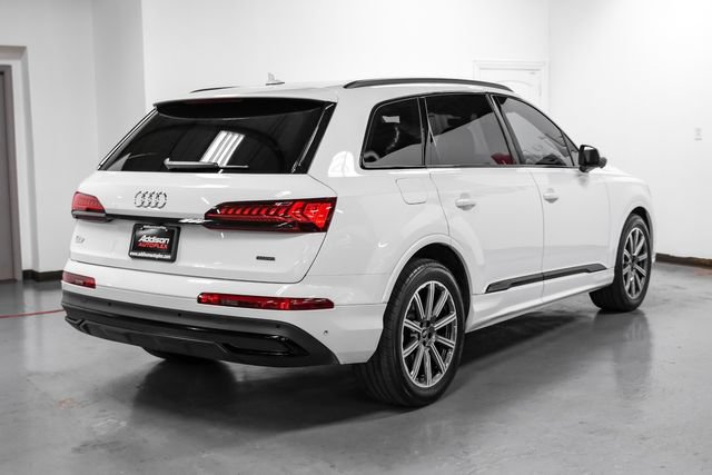 Used 2023 Audi Q7 3.0T Prestige w/ Prestige Package AWD/4WD image 11