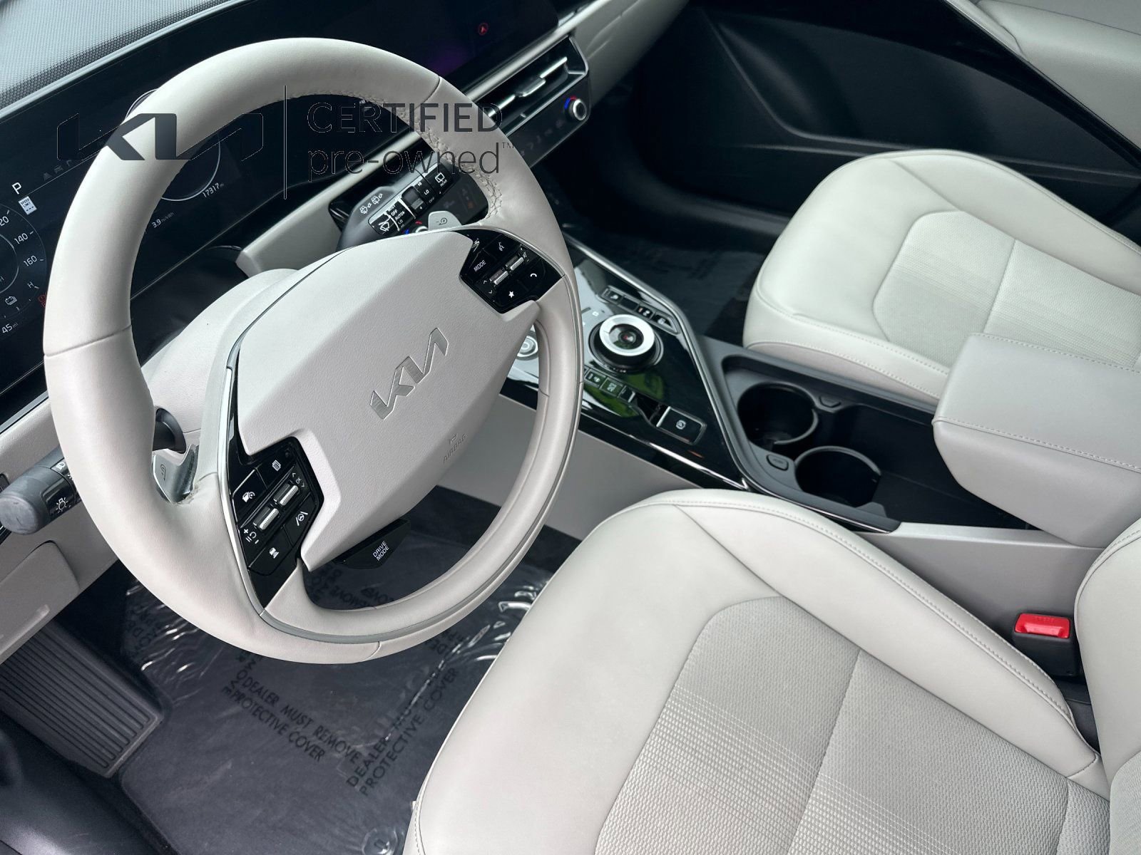 Certified 2023 Kia Niro Wind w/ Wind Preserve Package FWD image 11