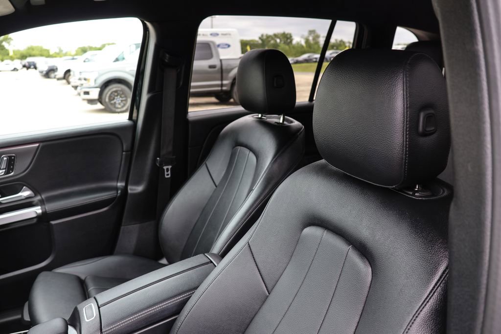 Used 2021 Mercedes-Benz GLB 250 GLB 250 image 30