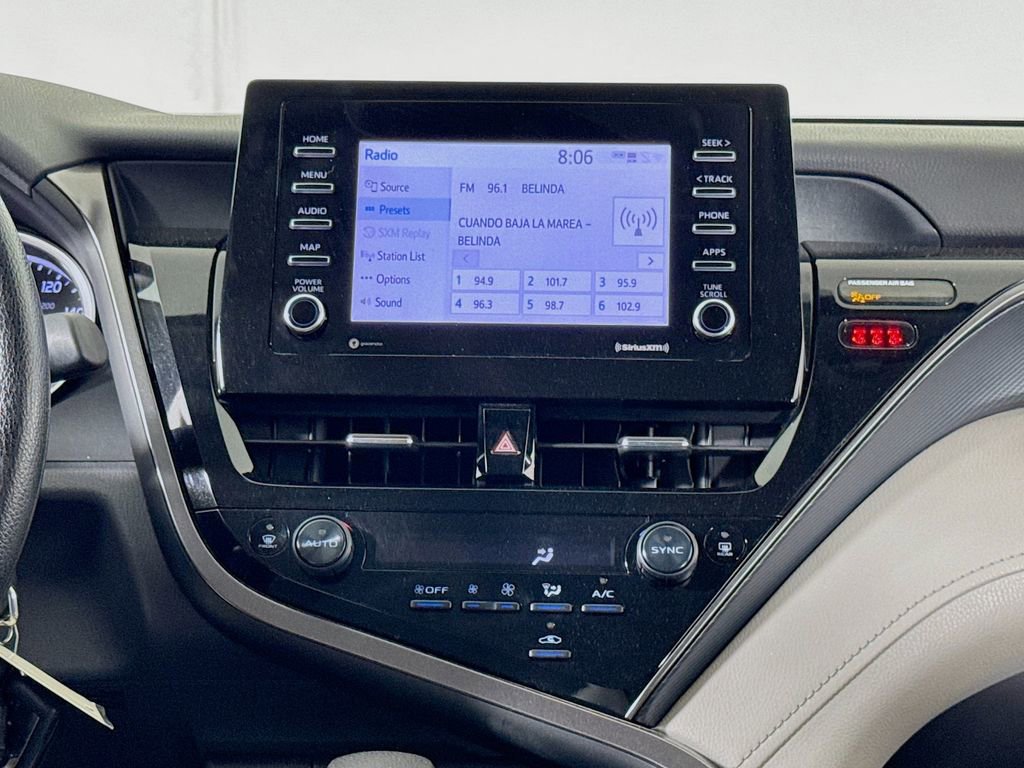 Used 2022 Toyota Camry LE FWD image 12