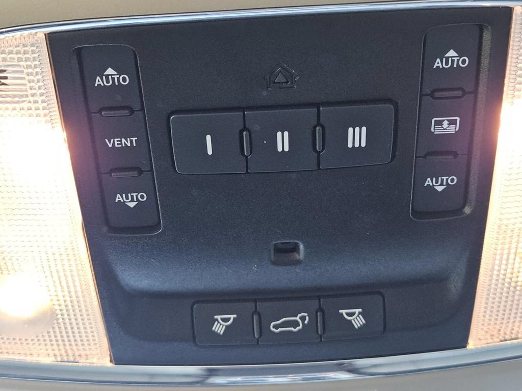 Used 2021 Jeep Grand Cherokee Summit w/ Platinum Series Group AWD/4WD image 21