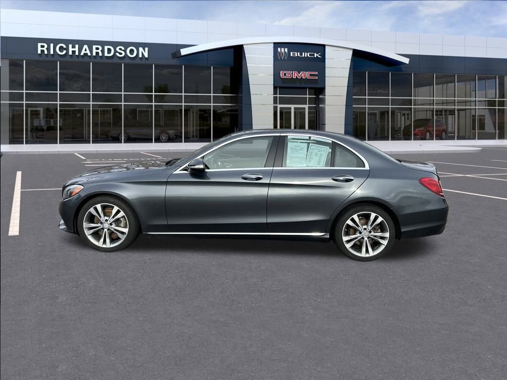 Used 2015 Mercedes-Benz C 300 Sedan image 2