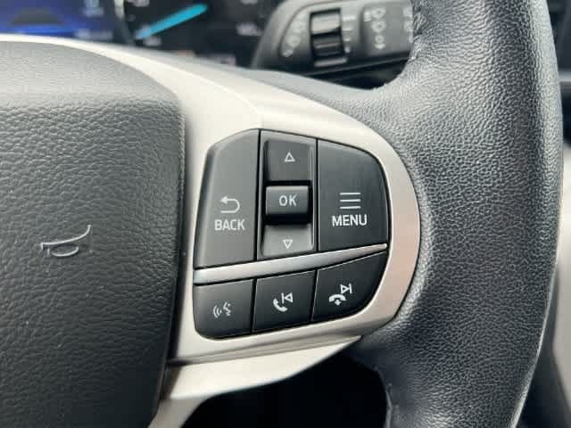 Used 2023 Ford Explorer XLT w/ Equipment Group 202A AWD/4WD image 24