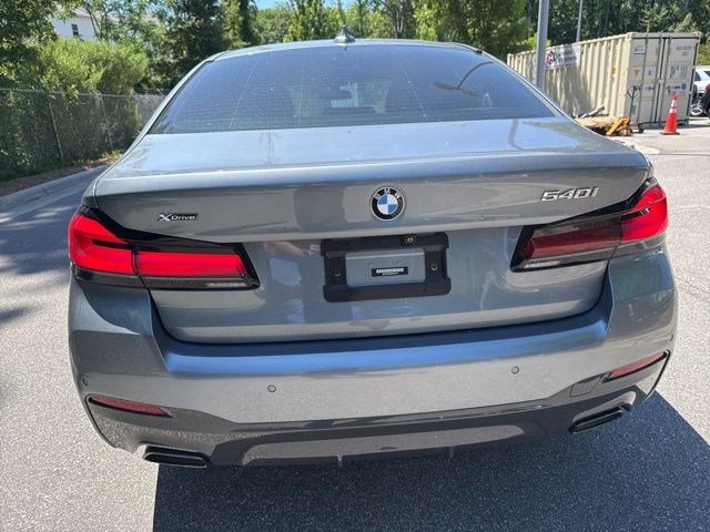 Used 2022 BMW 540i xDrive w/ Dynamic Handling Package AWD/4WD image 14