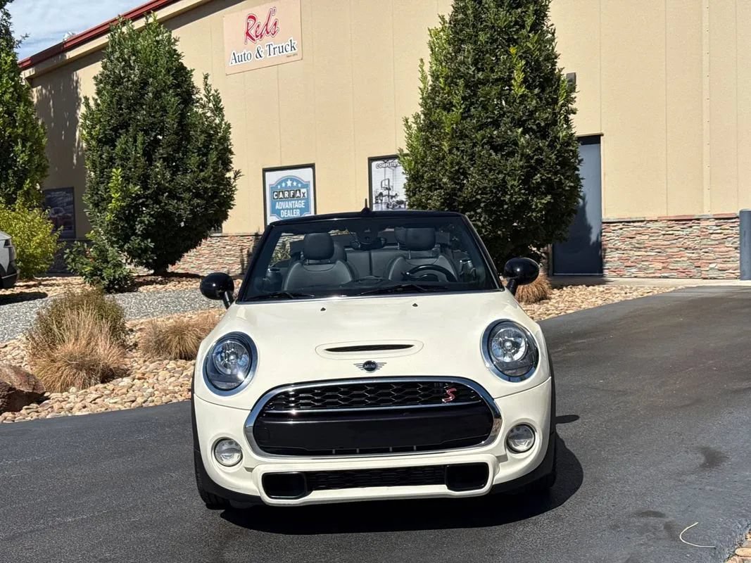 Used 2019 MINI Cooper S w/ Signature Upholstery Package FWD image 79