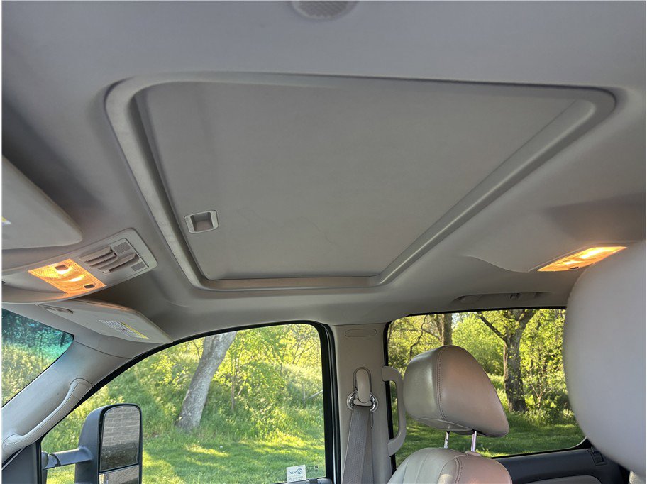 Used 2011 GMC Sierra 2500 SLT w/ SLT Convenience Package AWD/4WD image 13