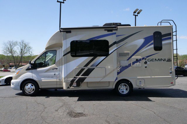 Used 2020 Ford Transit 350 138 Low Roof DRW AWD w/ Motorhome Prep Package image 4