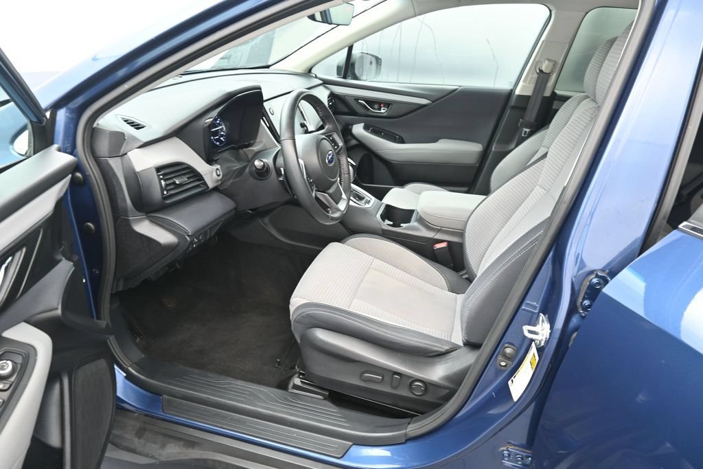 Used 2022 Subaru Outback Premium AWD/4WD image 16