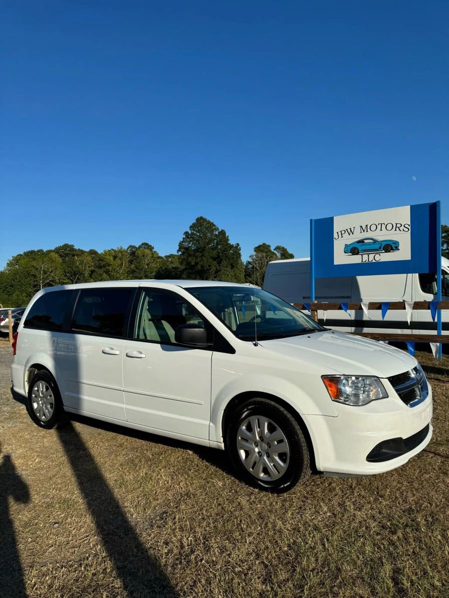 Used 2016 Dodge Grand Caravan SE w/ Quick Order Package 29E SE image 1