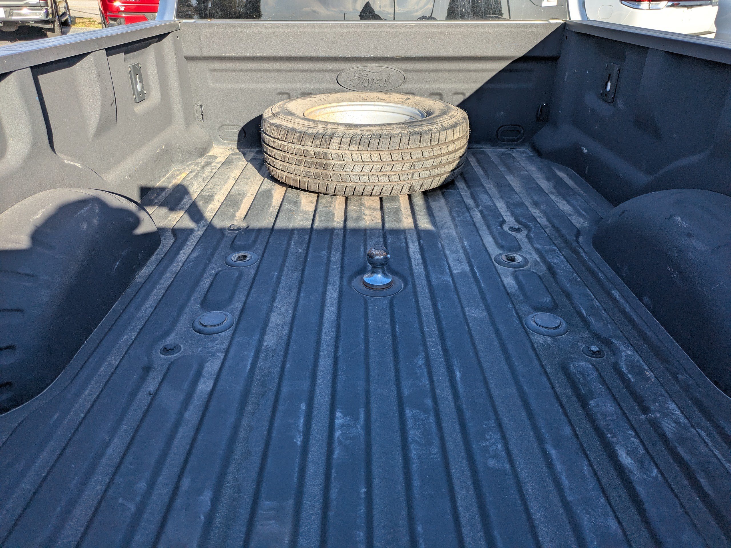Used 2022 Ford F350 Platinum AWD/4WD image 13