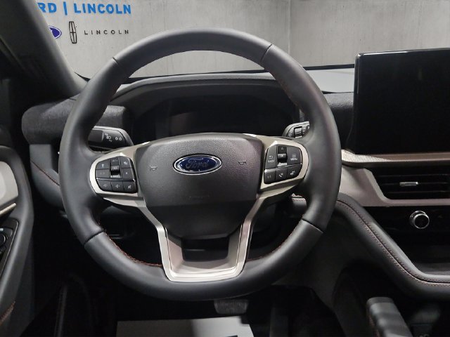 New 2027 Ford Explorer Active w/ Active Comfort Package AWD/4WD image 10
