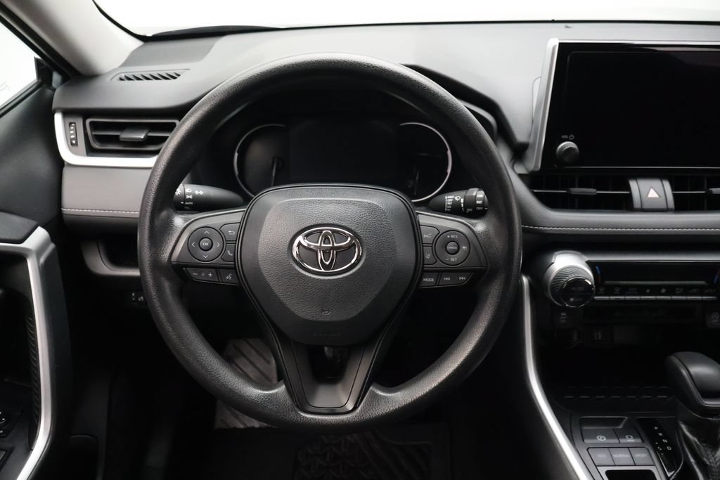 Certified 2023 Toyota RAV4 XLE FWD image 23