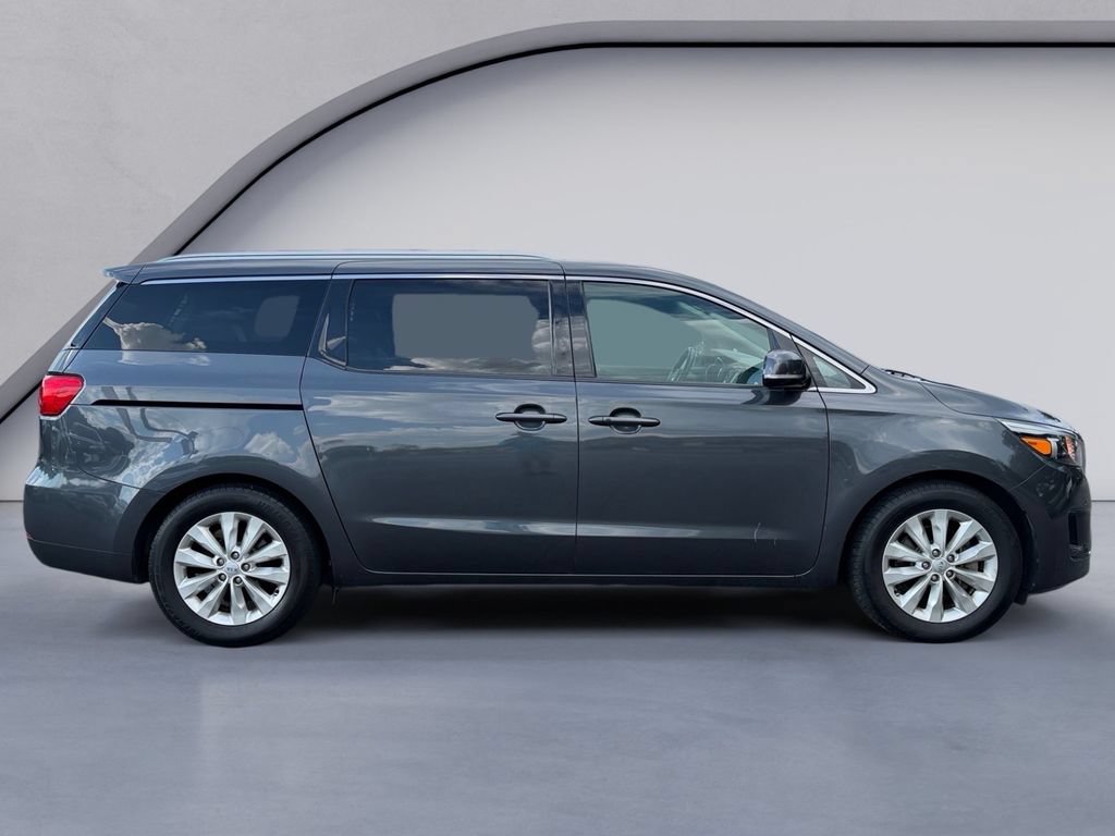 Used 2017 Kia Sedona EX FWD image 6