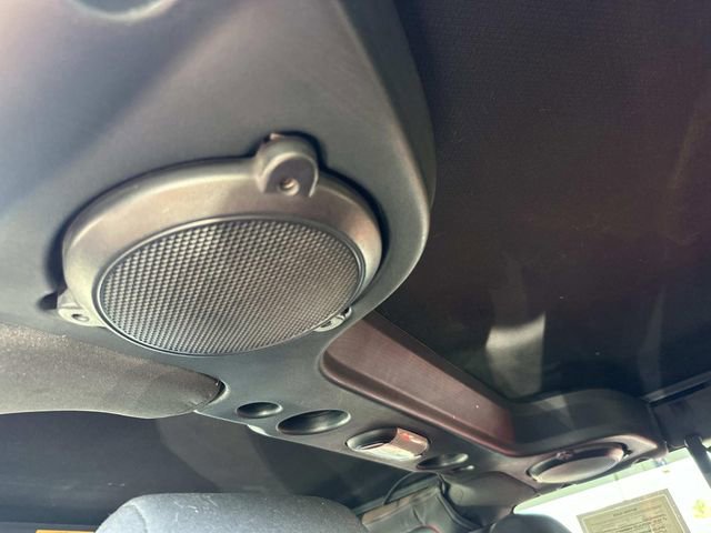 Used 2013 Jeep Wrangler Unlimited Sahara w/ Dual Top Group image 18