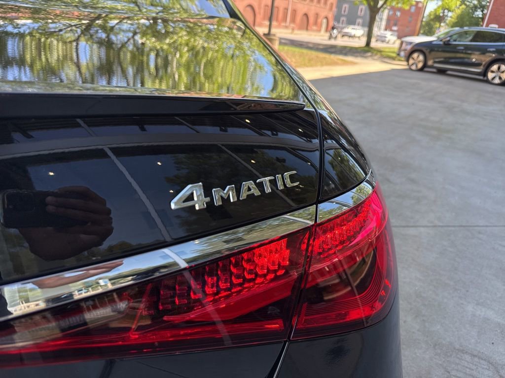 New 2025 Mercedes-Benz S 580 4MATIC Sedan image 11