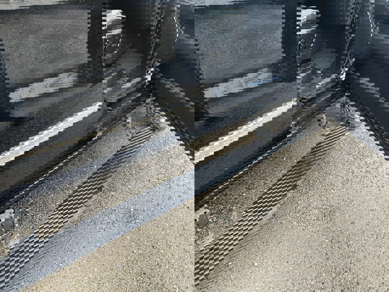 Used 2022 RAM 1500 Limited w/ Body-Colour Bumper Group image 34