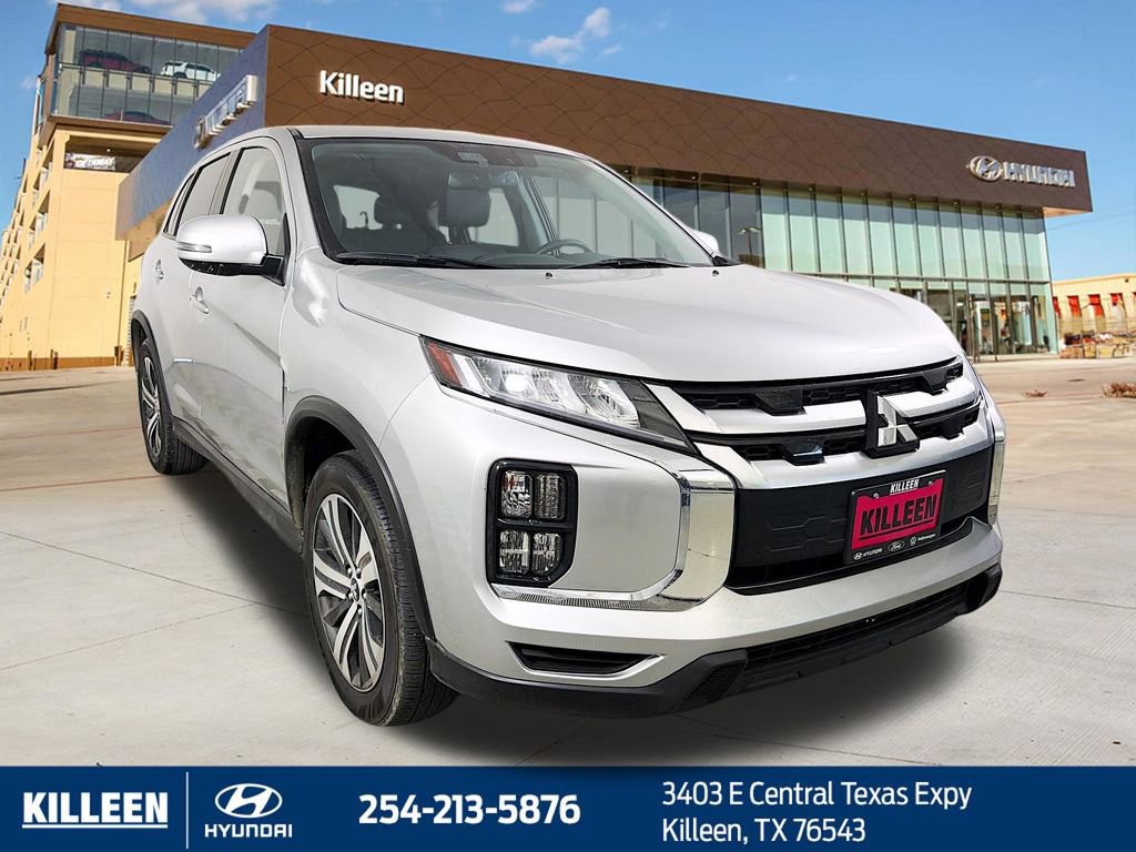 Used 2023 Mitsubishi Outlander Sport SE image 1