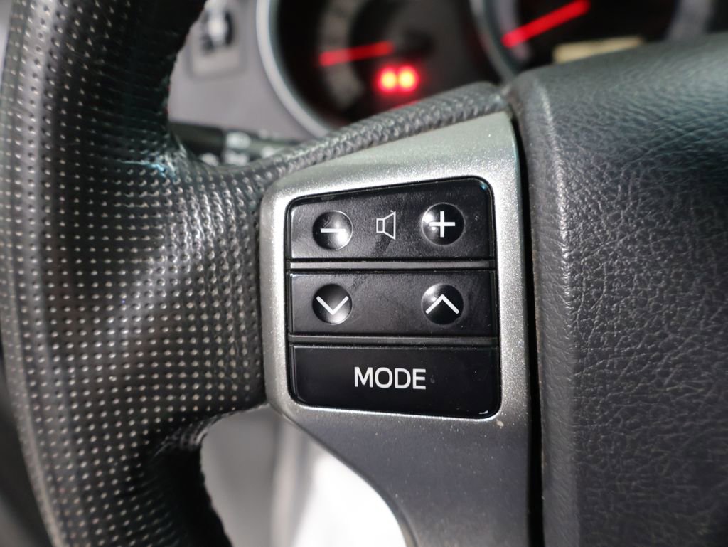 Used 2013 Toyota Tacoma PreRunner w/ SR5 Pkg RWD image 32