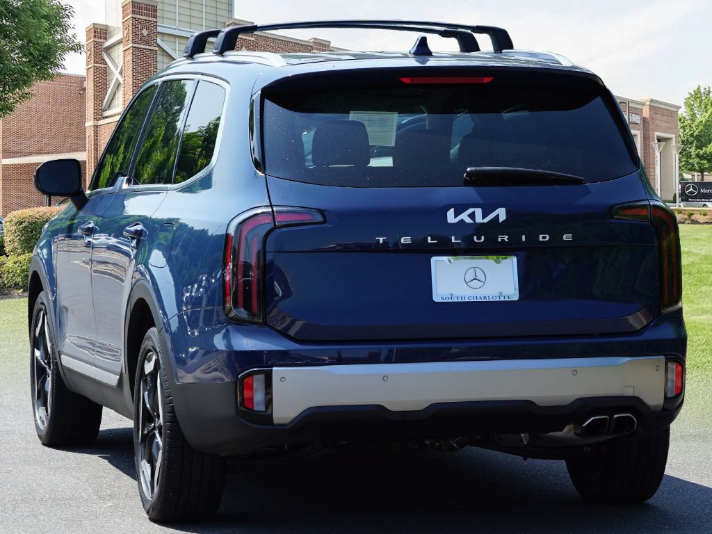 Used 2025 Kia Telluride EX w/ EX Captain's Chair Package FWD image 7