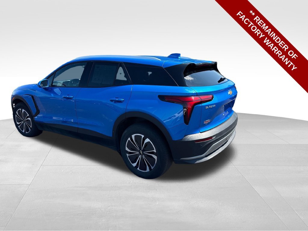 Used 2024 Chevrolet Blazer EV LT AWD/4WD image 2