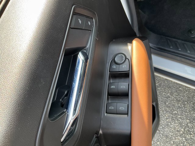 Used 2026 GMC Canyon AT4 image 8