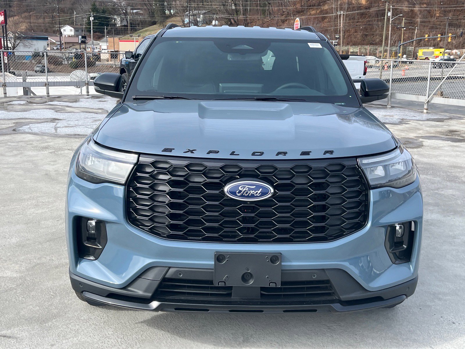 New 2026 Ford Explorer ST-Line w/ ST-Line Street Pack image 5