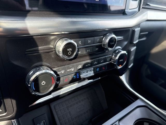 Certified 2022 Ford F150 Lariat w/ Equipment Group 502A High image 36