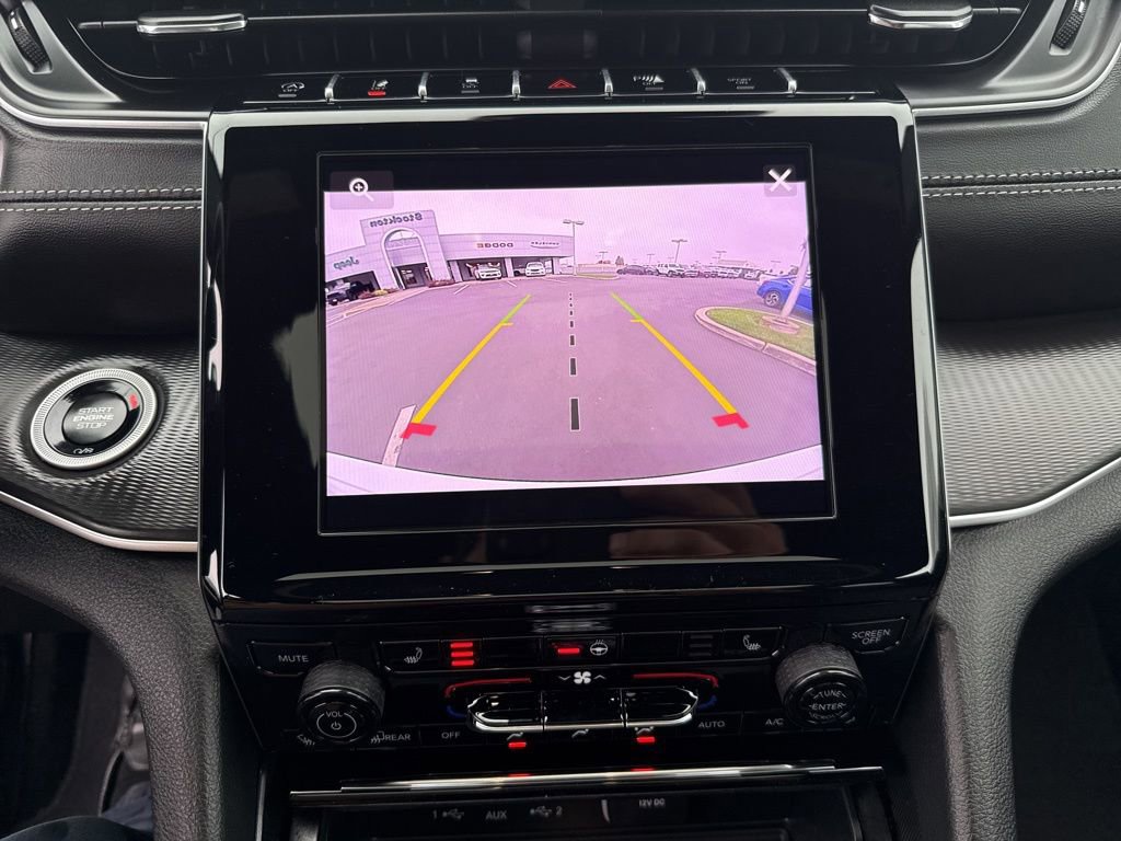 New 2025 Jeep Grand Cherokee Altitude AWD/4WD image 31