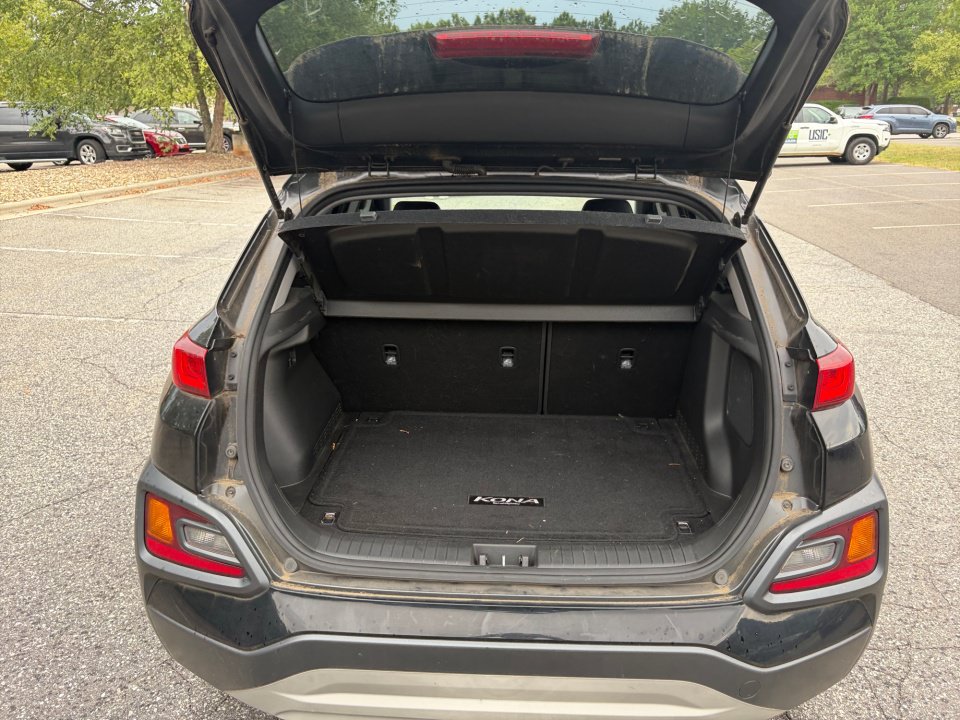 Used 2021 Hyundai Kona Limited FWD image 19