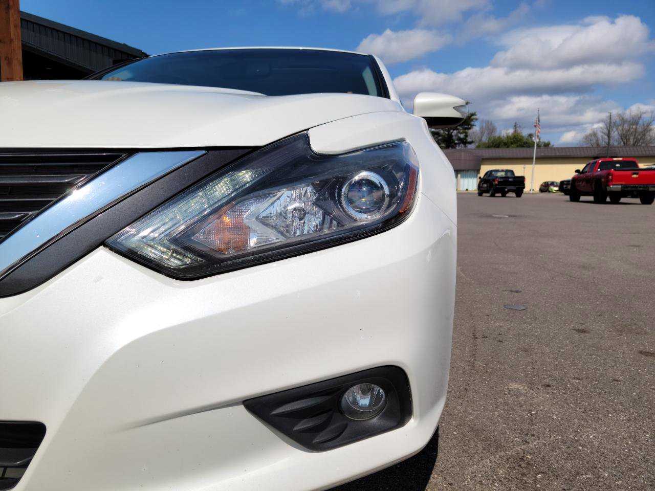 Used 2017 Nissan Altima 2.5 SL w/ 2.5 Technology Package image 18