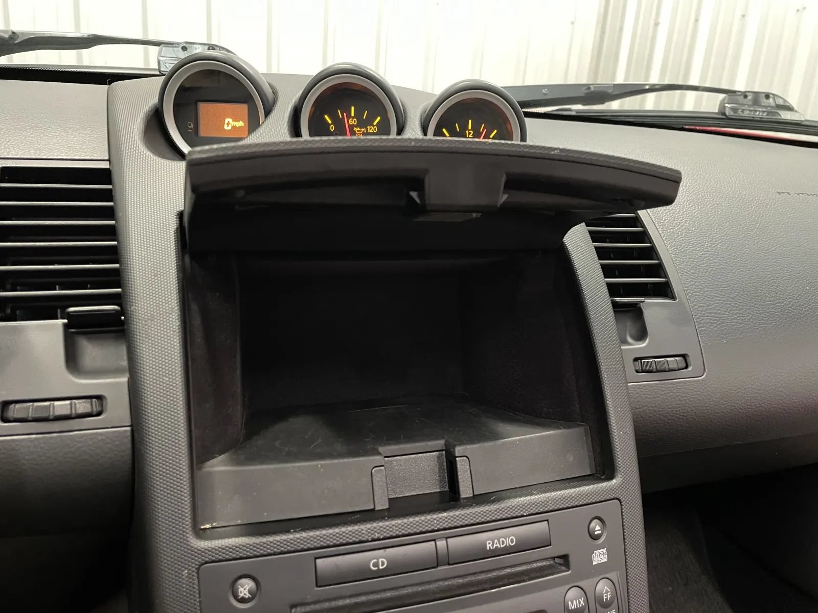 Used 2007 Nissan 350Z Enthusiast RWD image 36