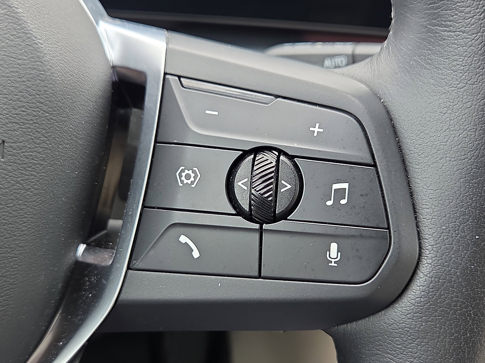 Used 2024 BMW X1 xDrive28i w/ Premium Package image 22