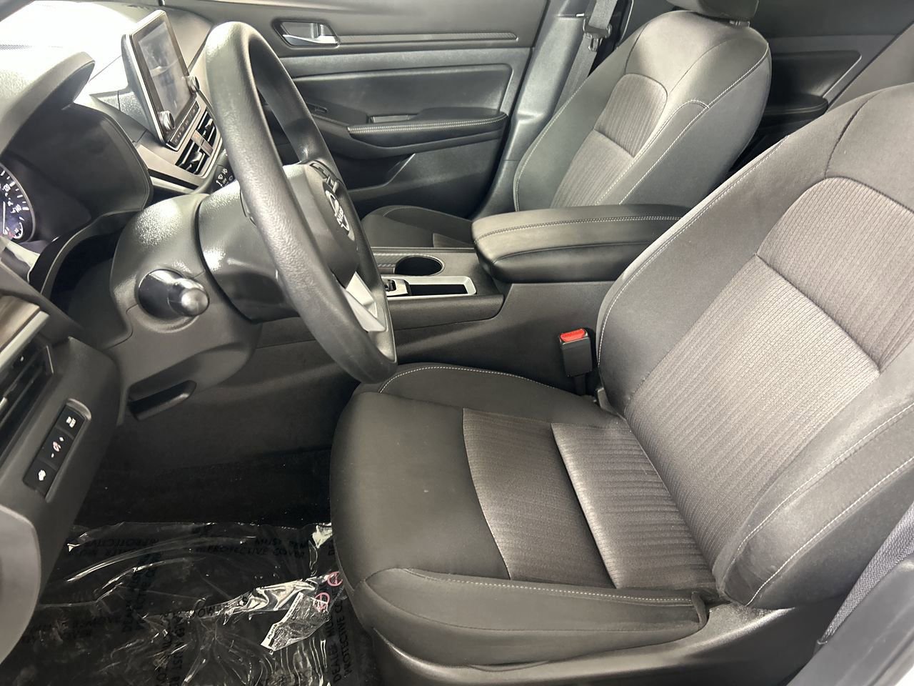 Used 2025 Nissan Altima 2.5 SV image 20