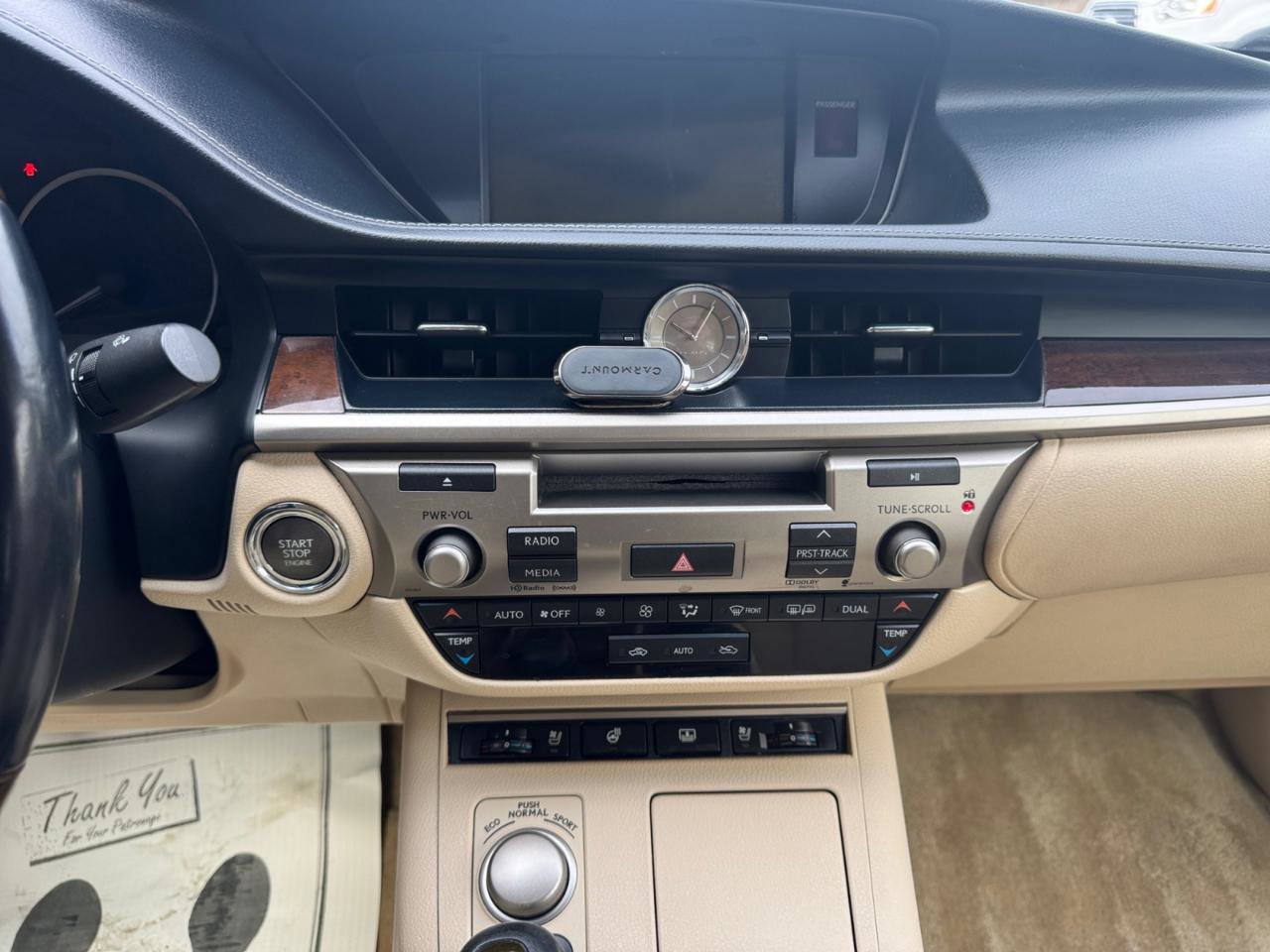 Used 2014 Lexus ES 350 w/ Luxury Package image 8