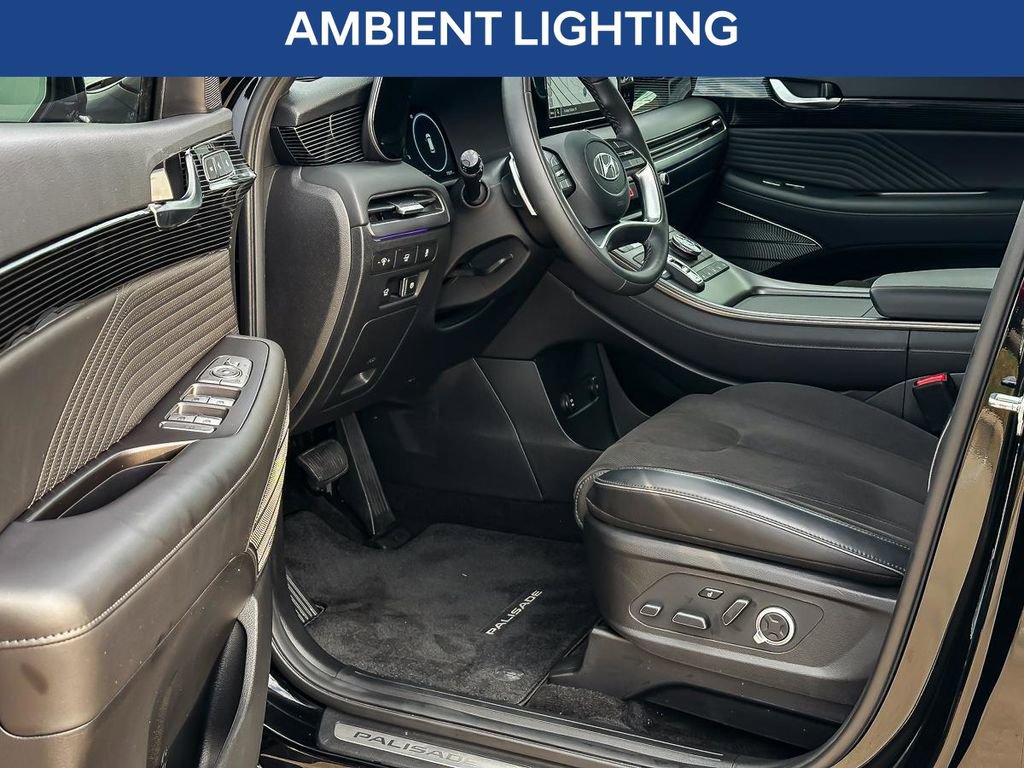 Used 2025 Hyundai Palisade Calligraphy image 13
