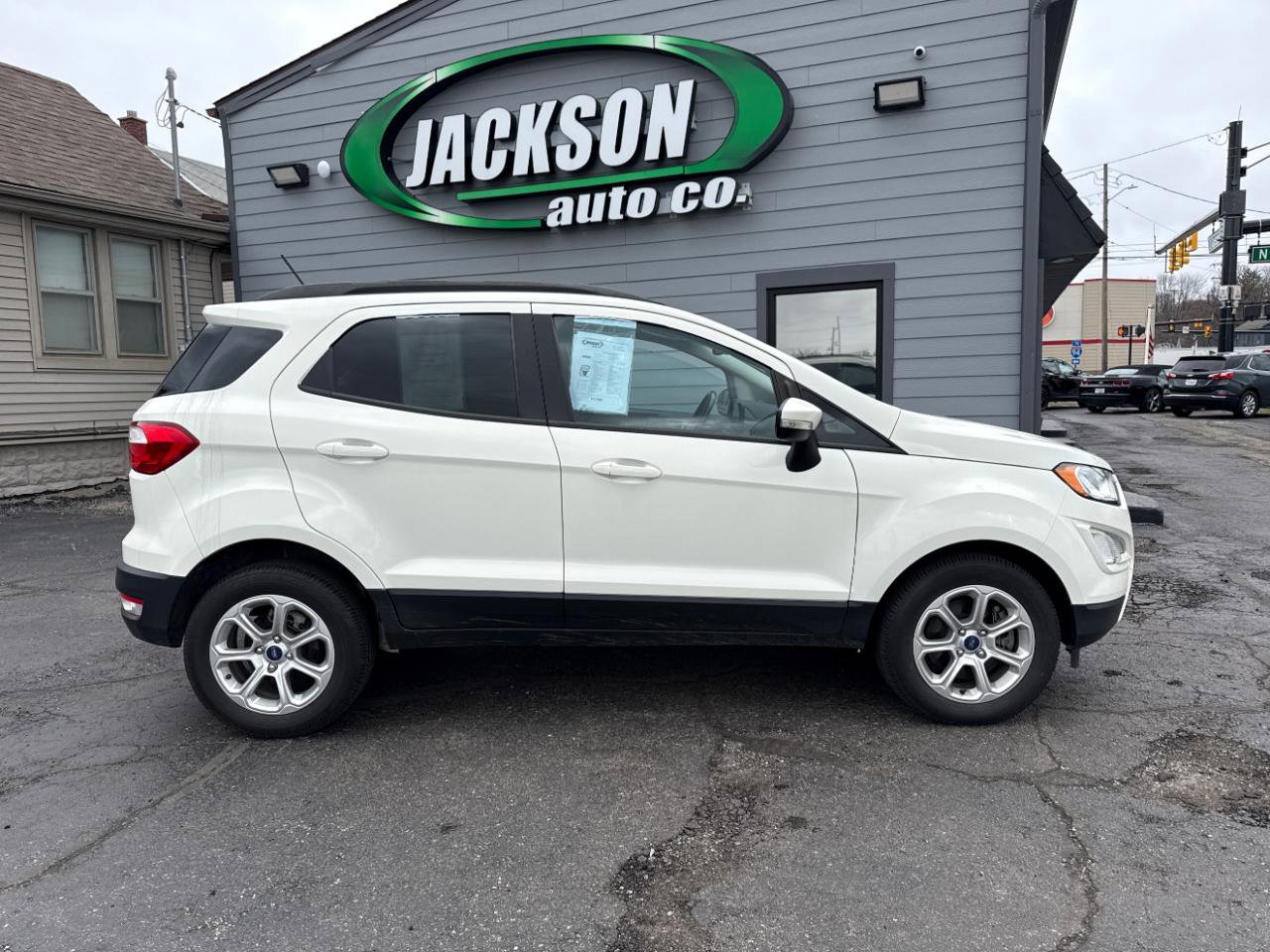 Used 2020 Ford EcoSport SE w/ SE Convenience Package image 6